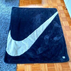 Nike plush Faux Fur Blanket
